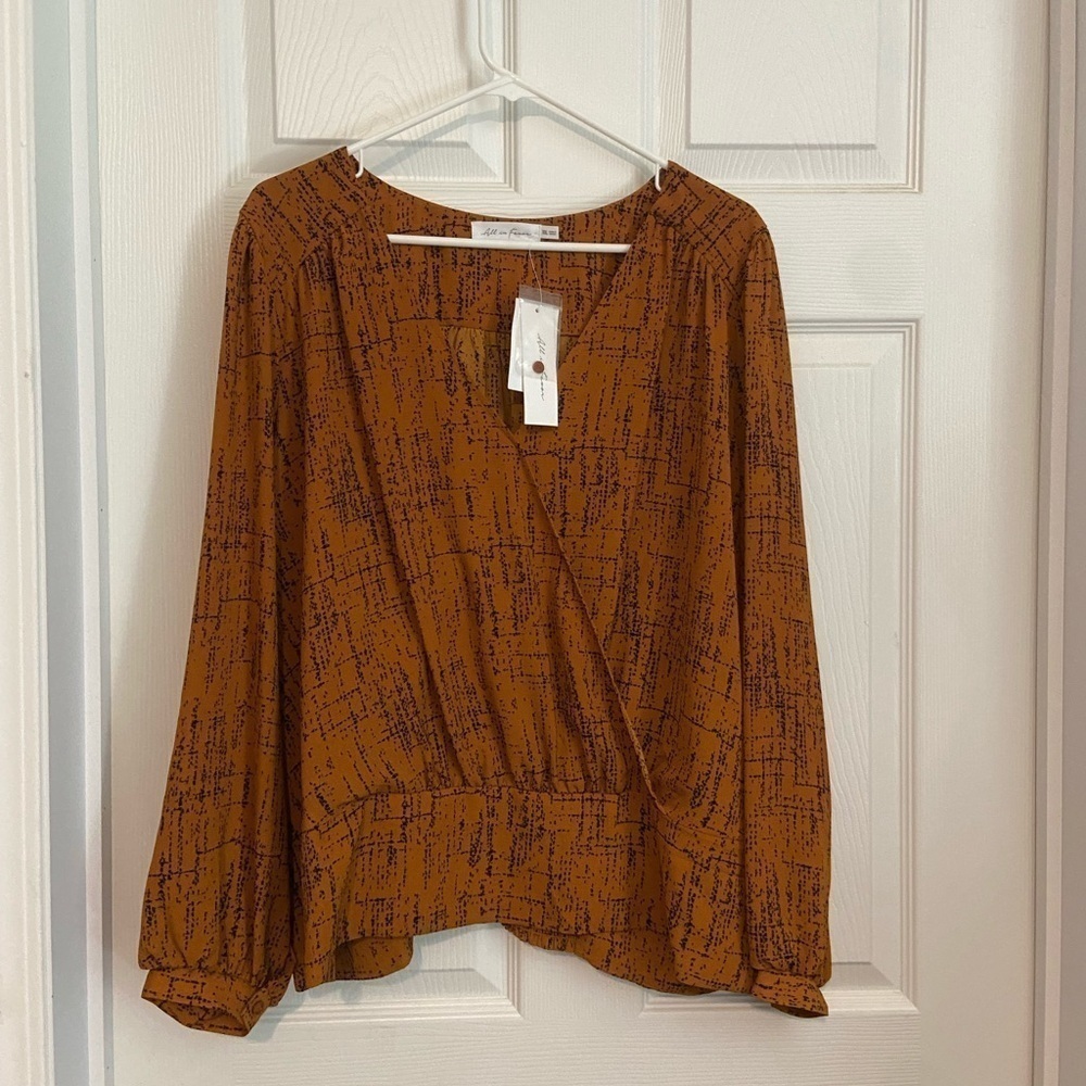 New All In Favor Women’s Mustard Abstract Long Sleeve Blouse XXL Wrap Shirt